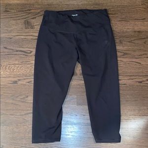 Old navy athletic go dry 7/8 leggings
